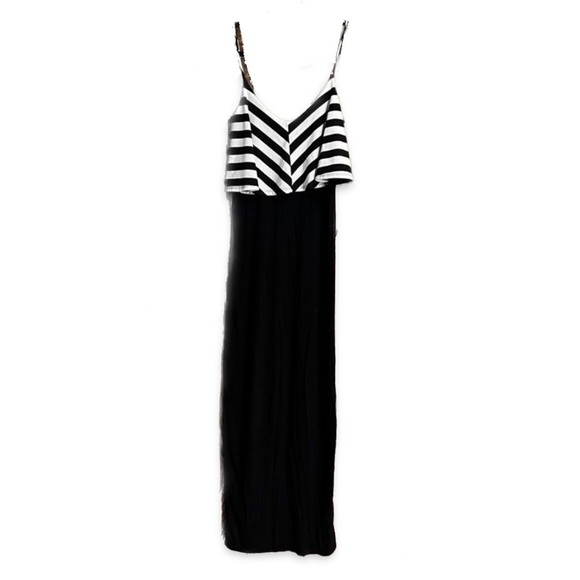 Rebel Sugar Dresses & Skirts - Rebel Sugar XS Maxi Dress